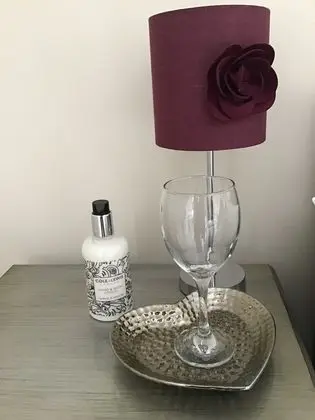 Classic Tek Büyük Yataklı Oda