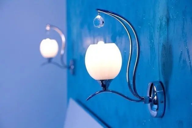 Üç Kişilik Oda, Deniz Manzaralı