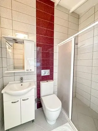 Studio,Deniz ve Bahçe Manzaralı,Balkon veya Teraslı