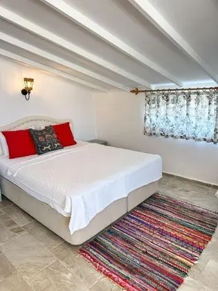 Studio,Deniz ve Bahçe Manzaralı,Balkon veya Teraslı
