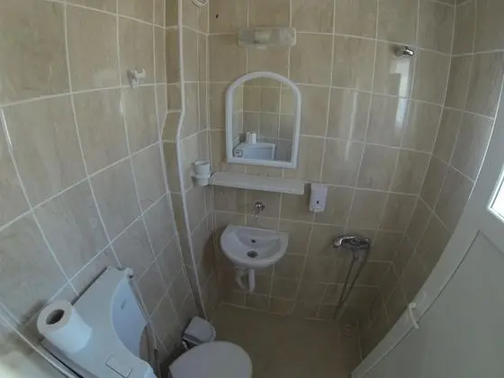 Twin, Şehir Manzaralı