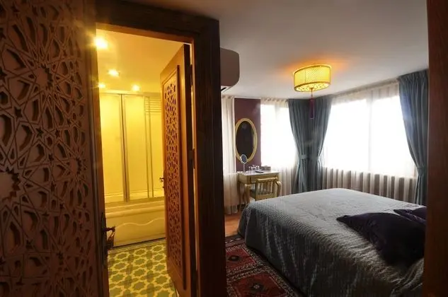 Economy Tek Büyük Yataklı Oda