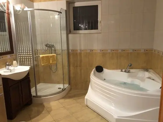 Exclusive Oda, 1 En Büyük (King) Boy Yatak