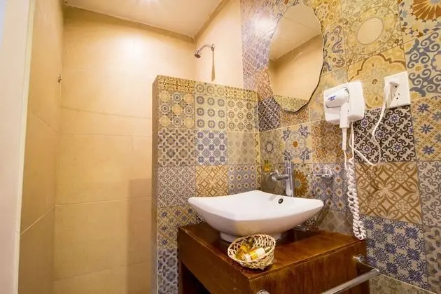Standard Tek Büyük Yataklı Oda