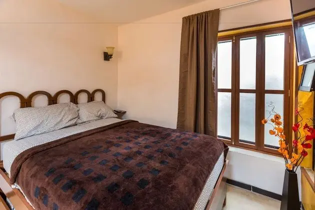 Stüdyo, Buzdolabı ve Mikrodalga, Avlu Manzaralı