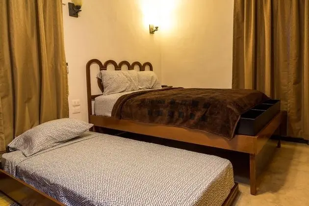 Stüdyo, Buzdolabı ve Mikrodalga, Avlu Manzaralı