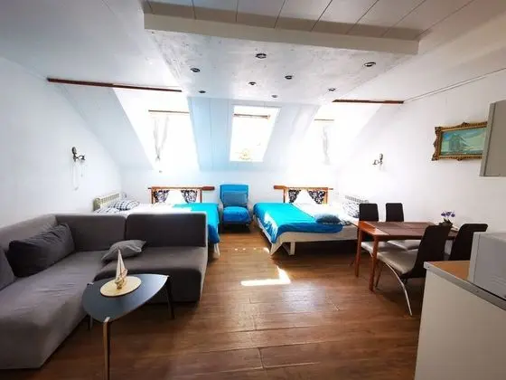 Meridian Apartment with Sauna