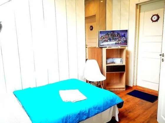 Meridian Studio with Sauna