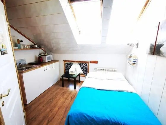 Meridian Studio with Sauna