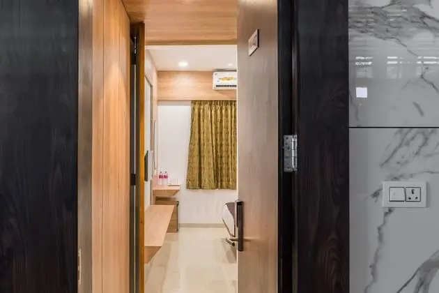 Deluxe Tek Büyük veya İki Ayrı Yataklı Oda, 1 Çift Kişilik Yatak, Şehir Manzaralı