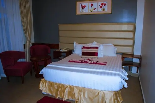 Deluxe Tek Büyük Yataklı Oda, 1 Çift Kişilik Yatak, Sigara İçilmez, Şehir Manzaralı