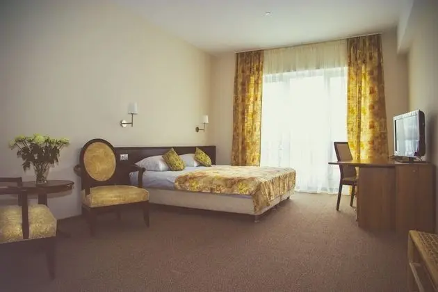 Comfort Tek Büyük veya İki Ayrı Yataklı Oda