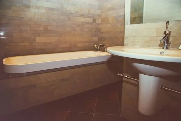 Comfort Tek Büyük veya İki Ayrı Yataklı Oda