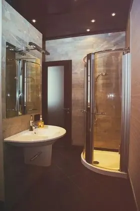 Comfort Tek Büyük veya İki Ayrı Yataklı Oda