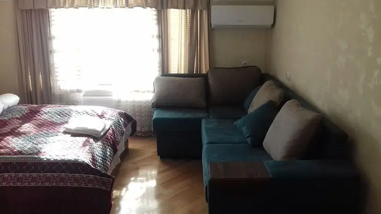 Comfort Üç Kişilik Oda, Avlu Manzaralı