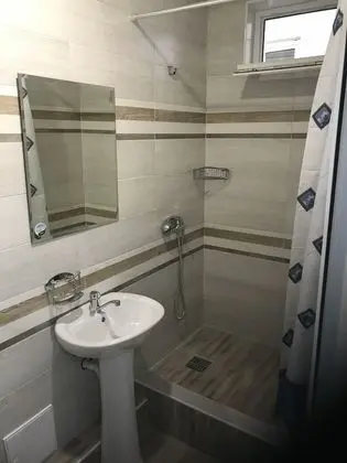 Comfort Tek Büyük veya İki Ayrı Yataklı Oda