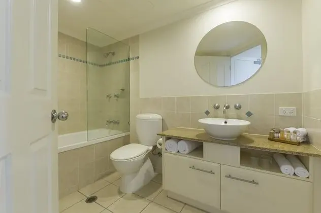Stüdyo, Havuz Kenarı (Pool Access )