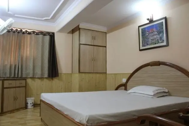 Deluxe Tek Büyük Yataklı Oda, 1 Çift Kişilik Yatak, Sigara İçilebilir