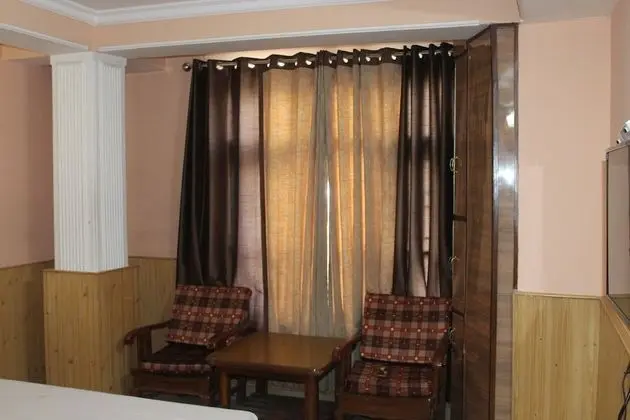 Deluxe Tek Büyük Yataklı Oda, 1 Çift Kişilik Yatak, Sigara İçilebilir