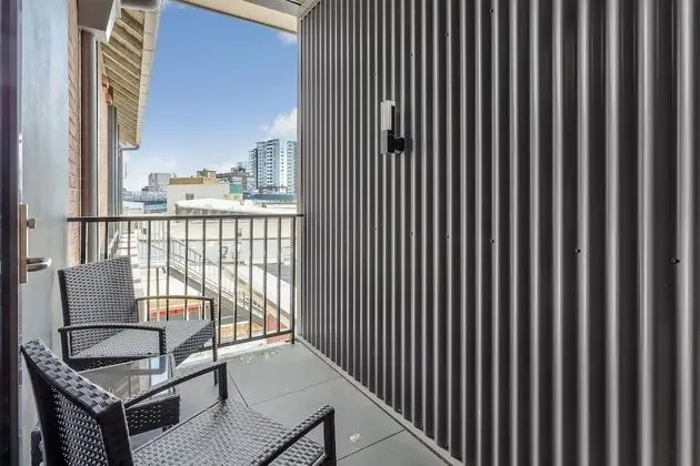 Deluxe Tek Büyük Yataklı Oda, 1 En Büyük (King) Boy Yatak, Sigara İçilmez, Balkon