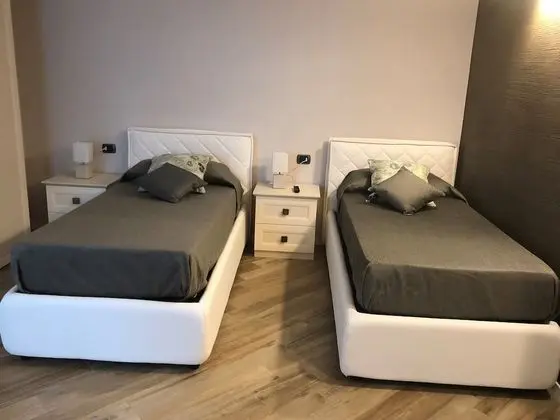 Family Dört Kişilik Oda, Avlu Manzaralı