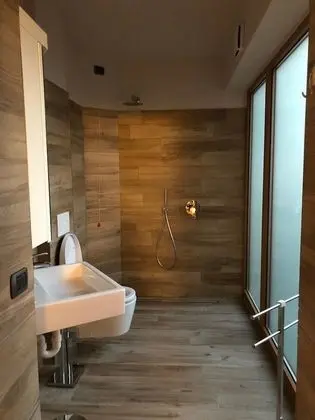 Family Dört Kişilik Oda, Avlu Manzaralı