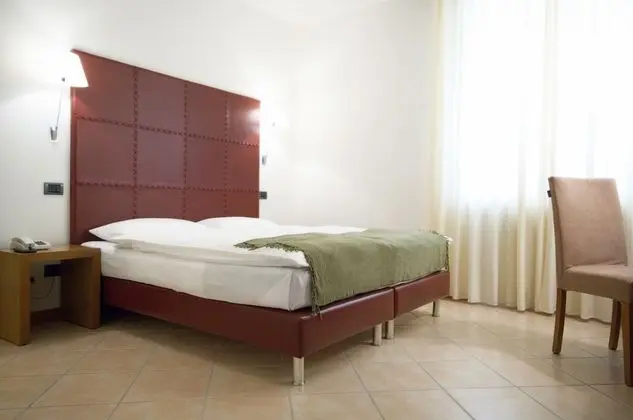 Tek Büyük Yataklı Oda, Bahçe Manzaralı