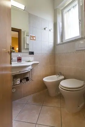 Tek Büyük Yataklı Oda, Bahçe Manzaralı