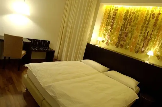 Tek Büyük Yataklı Oda, Dağ Manzaralı (Monte Baldo)