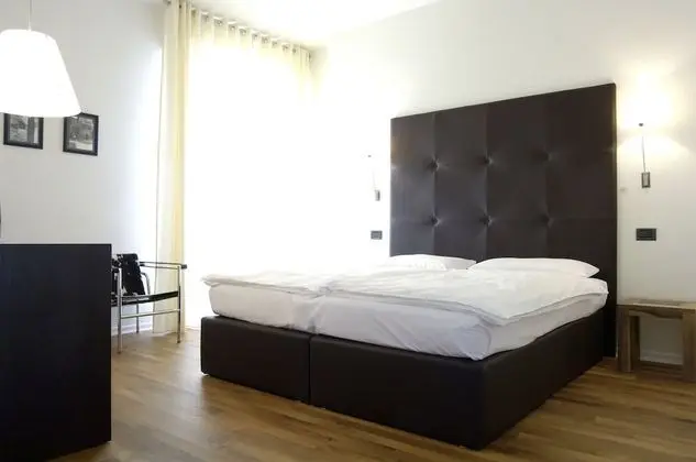 Tek Büyük Yataklı Oda, Göl Manzaralı