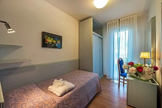 Tek Kişilik Oda, Teras