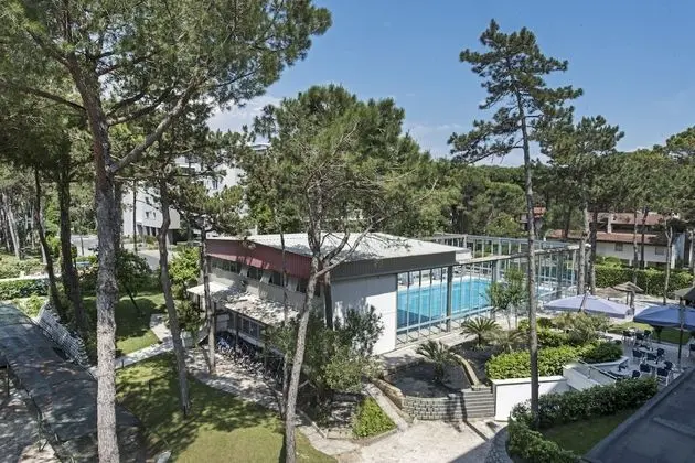 Üç Kişilik Oda, Teras