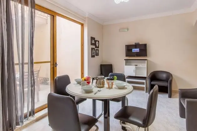 Family Apart Daire, Birden Çok Yatak (Merill Pool and Sea, charming Apart 1)