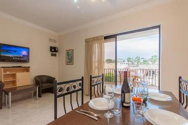 Family Apart Daire, Birden Çok Yatak (Merill Pool and Sea, charming  Apart)