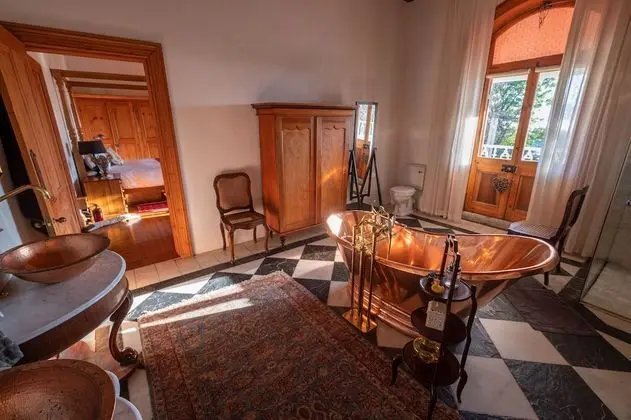 The Savannah Room
