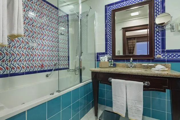 Deluxe Suite Custom Oda