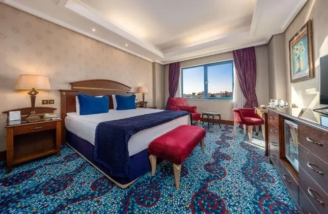 https://images.odamax.com/img/1920x1080/odamax/image/upload/Merit_Lefko_a_Hotel_Casino_202509261617412_STANDART_ODA_10.jpg