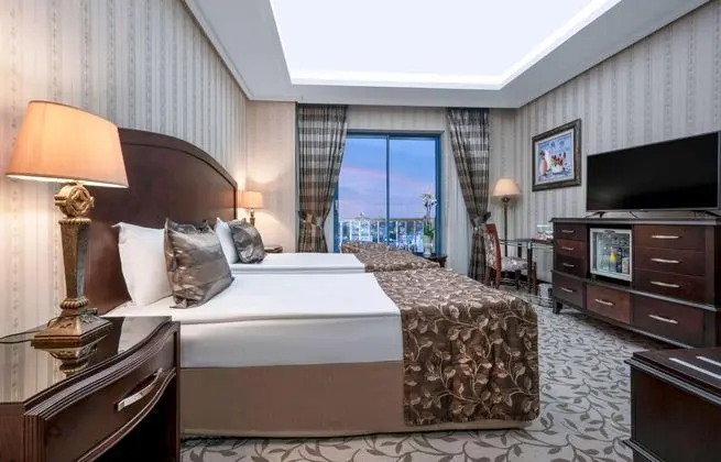 https://images.odamax.com/img/1920x1080/odamax/image/upload/Merit_Lefko_a_Hotel_Casino_202509261617508_TWIN_ODA_6.jpg
