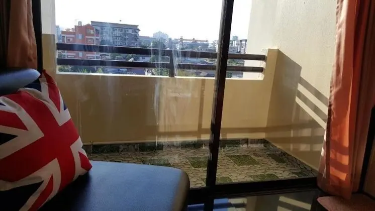Üç Kişilik Oda