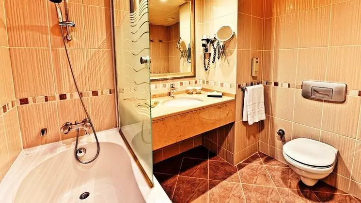 STANDARD SEA VIEW ROOM
