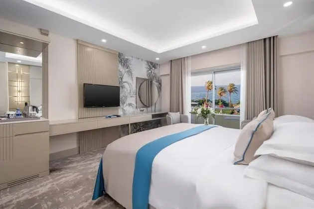 https://images.etstur.com/files/images/hotelImages/CYB/53349/l/Merit-Park-Hotel---Casino-Oda-390162.jpg