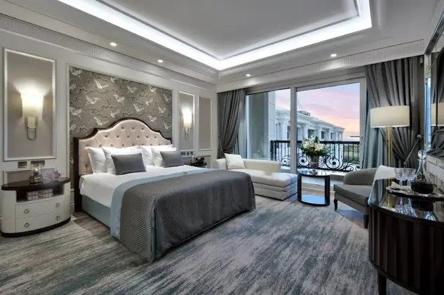 Deluxe Dağ Manzaralı Oda
