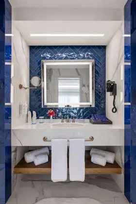 https://images.etstur.com/imgproxy/resize/2560x1440/files/images/hotelImages/etsrooms/150/Merit_Royal_Gardens_Hotel___Casino_20250730110924_6.jpg