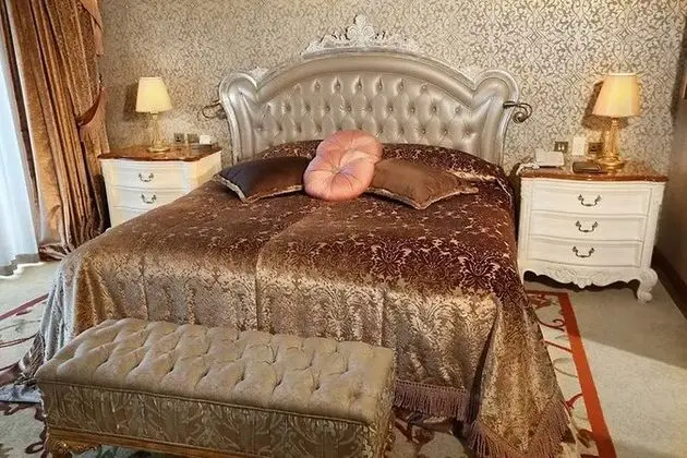 Royal Deluxe Oda