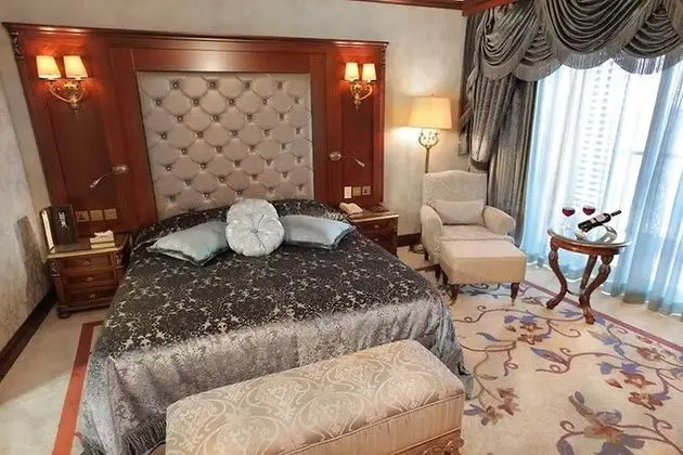 Royal Deluxe Oda