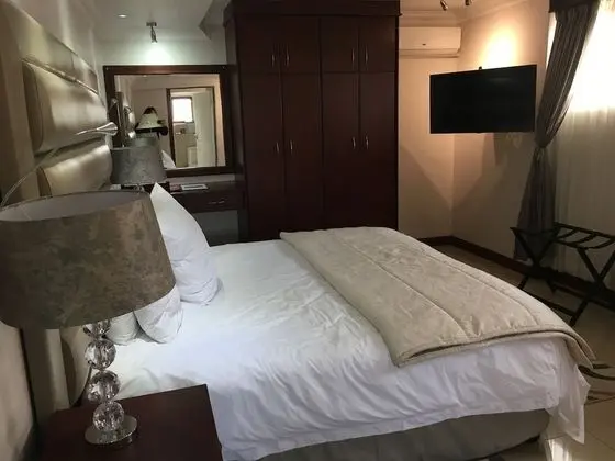 Comfort Oda, 1 Yatak Odası (King Room with Kitchenette)