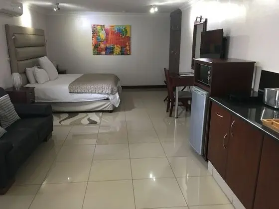 Comfort Oda, 1 Yatak Odası (King Room with Kitchenette)
