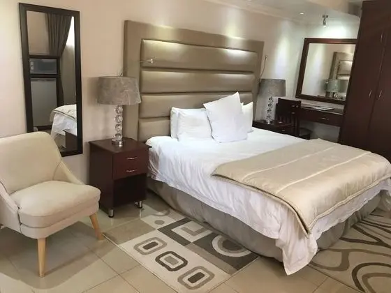 Comfort Oda, 1 Yatak Odası (King Room with Kitchenette)