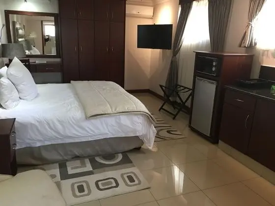 Comfort Oda, 1 Yatak Odası (King Room with Kitchenette)