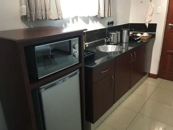 Comfort Oda, 1 Yatak Odası (King Room with Kitchenette)